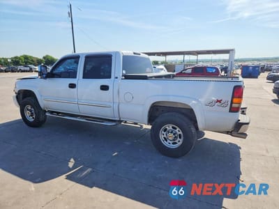 Drugie zdjęcie samochodu z przodu: 2004 GMC SIERRA K2500 HEAVY DUTY VIN:1GTHK23UX4F188598 - miniatura