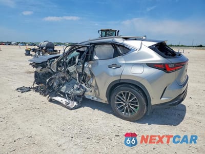 Drugie zdjęcie samochodu z przodu: 2024 LEXUS NX 350H LUXURY VIN:JTJHKCEZ3R5011707 - miniatura