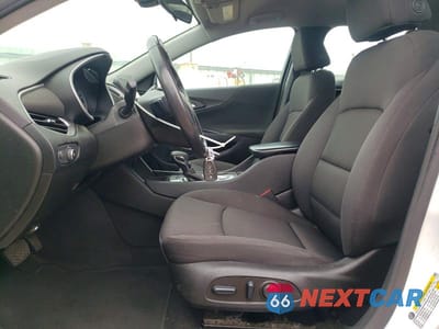 Zdjęcie 7 z 12 samochodu: 2022 CHEVROLET MALIBU RS VIN:1G1ZG5STXNF205135 - miniatura