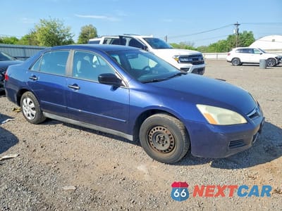 Czwarte zdjęcie samochodu z boku: 2006 HONDA ACCORD VALUE VIN:1HGCM56126A033407 - miniatura