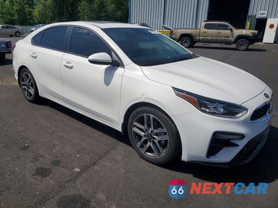 Czwarte zdjęcie samochodu z boku: 2019 KIA FORTE S VIN:3KPF34AD8KE076019 - miniatura