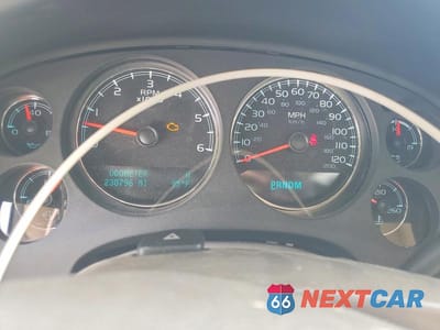 Zdjęcie 9 z 13 samochodu: 2012 GMC YUKON XL C1500 SLT VIN:1GKS1KE04CR310571 - miniatura