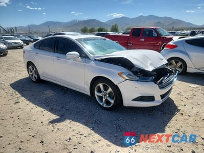 Czwarte zdjęcie samochodu z boku: 2016 FORD FUSION SE VIN:3FA6P0HD5GR383432 - miniatura