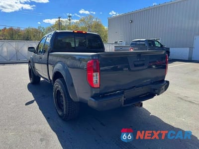 Drugie zdjęcie samochodu z przodu: 2013 NISSAN FRONTIER SV V6 VIN:1N6AD0CW2DN762325 - miniatura