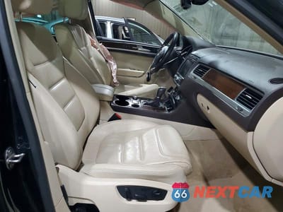 Zdjęcie 7 z 14 samochodu: 2015 VOLKSWAGEN TOUAREG V6 VIN:WVGEF9BP4FD002222 - miniatura