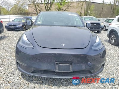 Piąte zdjęcie samochodu w środku: 2024 TESLA MODEL Y VIN:7SAYGDEE0RA226466 - miniatura