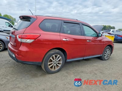 Trzecie zdjęcie samochodu z tyłu: 2016 NISSAN PATHFINDER SV VIN:5N1AR2MM3GC639819 - miniatura