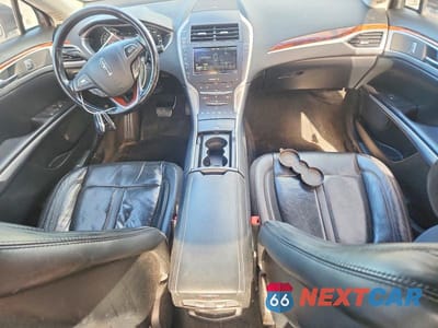 Zdjęcie 8 z 12 samochodu: 2016 LINCOLN MKZ VIN:3LN6L2JK4GR631885 - miniatura