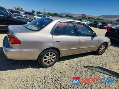 Trzecie zdjęcie samochodu z tyłu: 1999 TOYOTA COROLLA VE VIN:1NXBR12EXXZ238871 - miniatura