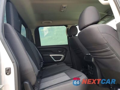 Zdjęcie 10 z 12 samochodu: 2020 NISSAN TITAN SV VIN:1N6AA1ED0LN502739 - miniatura