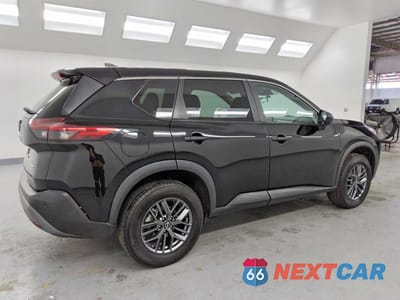 Trzecie zdjęcie samochodu z tyłu: 2023 NISSAN ROGUE S VIN:5N1BT3AB5PC847067 - miniatura