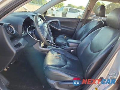 Zdjęcie 7 z 13 samochodu: 2007 TOYOTA RAV4 SPORT VIN:JTMZK32V075012660 - miniatura