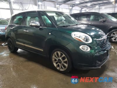 Czwarte zdjęcie samochodu z boku: 2014 FIAT 500L LOUNGE VIN:ZFBCFACH0EZ004011 - miniatura