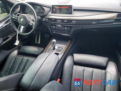 Zdjęcie 8 z 13 samochodu: 2014 BMW X5 XDRIVE35I VIN:5UXKR0C54E0K45038 - miniatura