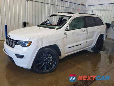 2022 JEEP GRAND CHEROKEE LAREDO E 1C4RJFAG6NC114190 - główne zdjęcie licytacji z USA - miniatura