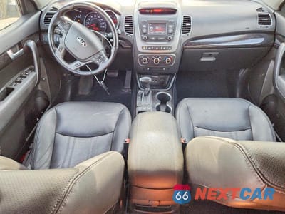 Zdjęcie 8 z 14 samochodu: 2015 KIA SORENTO LX VIN:5XYKTCA62FG634529 - miniatura