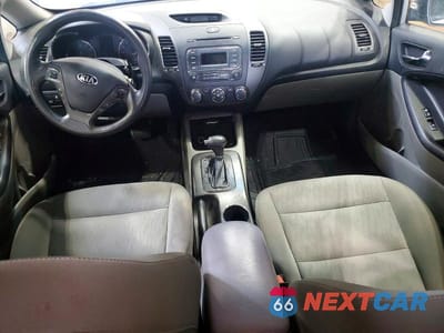 Zdjęcie 8 z 12 samochodu: 2015 KIA FORTE LX VIN:KNAFK4A61F5418929 - miniatura