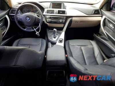 Zdjęcie 8 z 12 samochodu: 2016 BMW 320 I VIN:WBA8A9C57GK616964 - miniatura