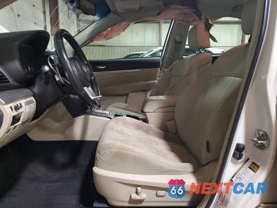 Zdjęcie 7 z 13 samochodu: 2011 SUBARU LEGACY 2.5I PREMIUM VIN:4S3BMCG68B3243842 - miniatura