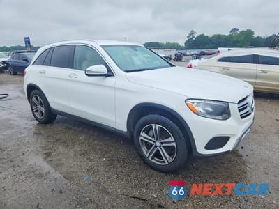 Czwarte zdjęcie samochodu z boku: 2016 MERCEDES-BENZ GLC 300 VIN:WDC0G4JB1GF047980 - miniatura