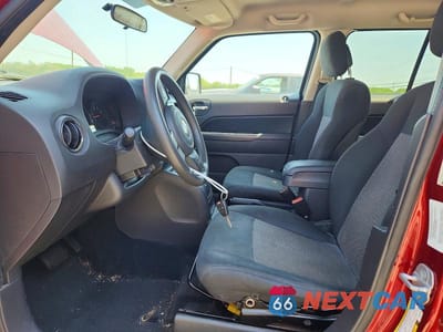Zdjęcie 7 z 12 samochodu: 2013 JEEP PATRIOT SPORT VIN:1C4NJPBB3DD130640 - miniatura