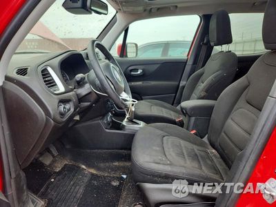 Zdjęcie 7 z 12 samochodu: 2018 JEEP RENEGADE LATITUDE VIN:ZACCJBBB8JPG77278 - miniatura