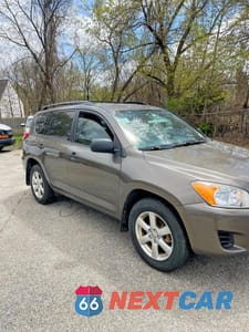 2011 TOYOTA RAV4 BASE 2T3BF4DV4BW176634 - główne zdjęcie licytacji z USA - miniatura