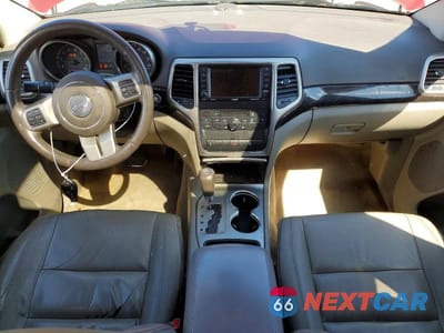 Zdjęcie 8 z 13 samochodu: 2012 JEEP GRAND CHEROKEE LAREDO VIN:1C4RJFAG0CC269184 - miniatura