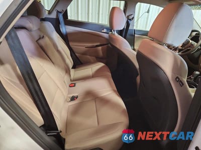 Zdjęcie 11 z 13 samochodu: 2019 HYUNDAI TUCSON VALUE VIN:KM8J3CA40KU930390 - miniatura