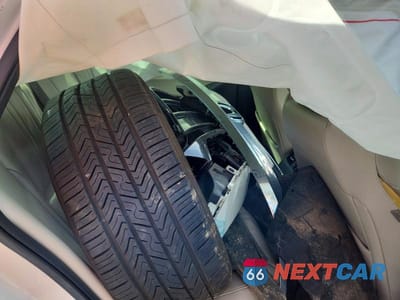 Zdjęcie 10 z 12 samochodu: 2019 HONDA ACCORD TOURING HYBRID VIN:1HGCV3F93KA003267 - miniatura