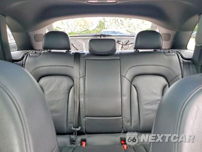 Zdjęcie 10 z 14 samochodu: 2016 AUDI Q3 PRESTIGE VIN:WA1GFCFS7GR024920 - miniatura