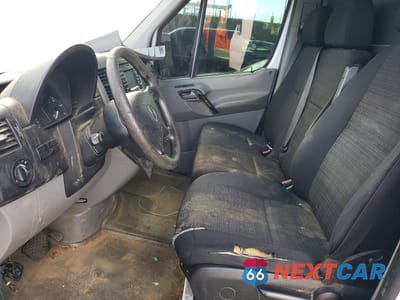 Zdjęcie 7 z 13 samochodu: 2015 MERCEDES-BENZ SPRINTER 2500 VIN:WD3PE7DCXF5981098 - miniatura