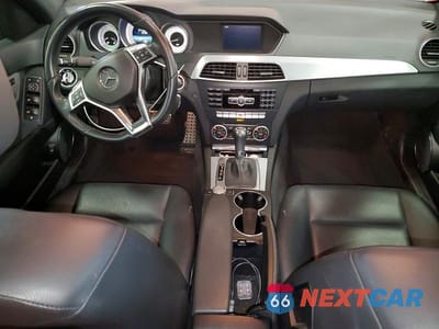 Zdjęcie 8 z 12 samochodu: 2014 MERCEDES-BENZ C 250 VIN:WDDGF4HB6EA929580 - miniatura