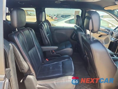 Zdjęcie 11 z 13 samochodu: 2019 DODGE GRAND CARAVAN GT VIN:2C4RDGEGXKR670769 - miniatura
