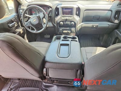 Zdjęcie 8 z 12 samochodu: 2021 CHEVROLET SILVERADO K3500 VIN:1GB4YSEYXMF123641 - miniatura