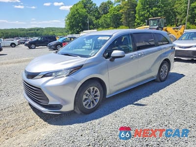 2022 TOYOTA SIENNA LE 5TDKRKEC3NS115631 - główne zdjęcie licytacji z USA - miniatura