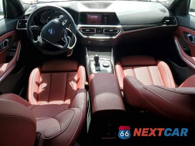 Zdjęcie 8 z 12 samochodu: 2022 BMW 330XE VIN:3MW5P9J00N8C76533 - miniatura