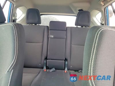 Zdjęcie 10 z 13 samochodu: 2016 TOYOTA RAV4 HV XLE VIN:JTMRJREV1GD042032 - miniatura