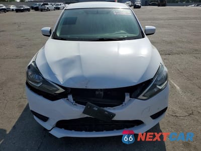 Piąte zdjęcie samochodu w środku: 2017 NISSAN SENTRA SV VIN:3N1AB7AP9HY391267 - miniatura