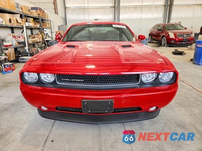 Piąte zdjęcie samochodu w środku: 2012 DODGE CHALLENGER SXT VIN:2C3CDYAG2CH230025 - miniatura