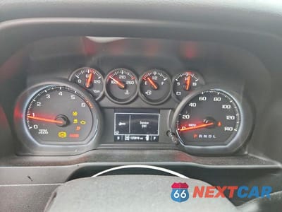 Zdjęcie 9 z 12 samochodu: 2019 CHEVROLET SILVERADO K1500 CUSTOM VIN:3GCUYBEF8KG104799 - miniatura