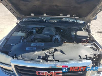Zdjęcie 11 z 12 samochodu: 2005 GMC NEW SIERRA C1500 VIN:2GTEC13T851276639 - miniatura