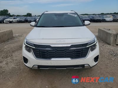 Piąte zdjęcie samochodu w środku: 2025 KIA SELTOS EX VIN:KNDER2AA8S7783772 - miniatura