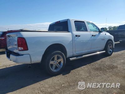 Trzecie zdjęcie samochodu z tyłu: 2018 RAM 1500 ST VIN:1C6RR7KG6JS252378 - miniatura