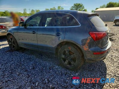 Drugie zdjęcie samochodu z przodu: 2010 AUDI Q5 PREMIUM PLUS VIN:WA1LKAFP0AA052509 - miniatura