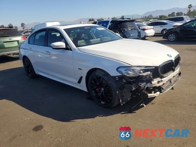 Czwarte zdjęcie samochodu z boku: 2023 BMW 530E VIN:WBA13AG01PCL44742 - miniatura