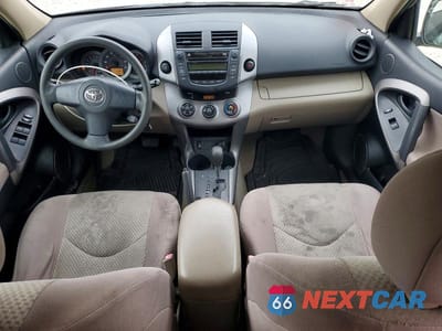 Zdjęcie 8 z 13 samochodu: 2007 TOYOTA RAV4 BASE VIN:JTMBD35V875059717 - miniatura