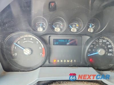 Zdjęcie 8 z 10 samochodu: 2013 FORD F350 SUPER DUTY VIN:1FD8X3G6XDEB46596 - miniatura