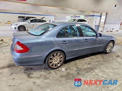 Trzecie zdjęcie samochodu z tyłu: 2007 MERCEDES-BENZ E 350 VIN:WDBUF56XX7B081071 - miniatura