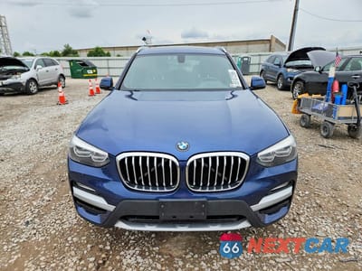 Piąte zdjęcie samochodu w środku: 2018 BMW X3 XDRIVE30I VIN:5UXTR9C57JLD71852 - miniatura
